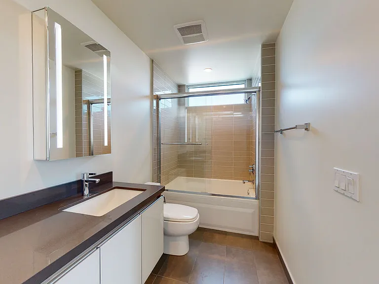 938 S Orange Grove Ave #203 — Photo 25