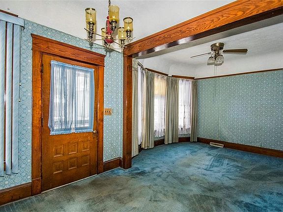 4th image of 6058 Hillman Ave