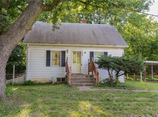 2036 S James Downey Rd, Independence, MO 64057