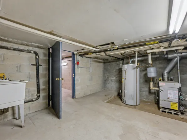 49 Bradhurst Avenue image 30 of 33