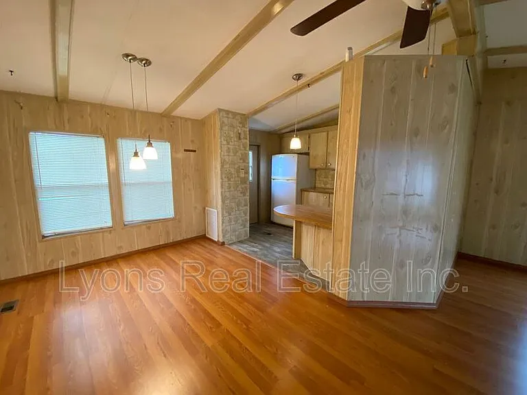 234 Lamplighter Ln — Photo 5