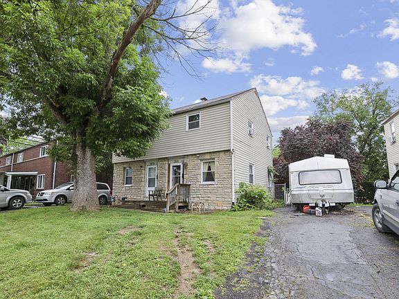 2nd image of 2818-2820 Vanderberg Ave