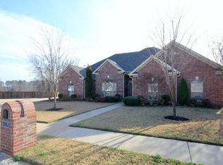 3862 Legacy Village Dr, Benton, AR 72015