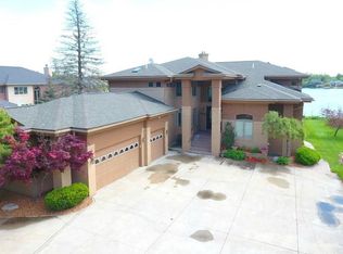 1353 Grinnell Ave, Waterford, MI