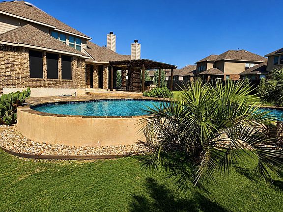 3rd image of 3320 Magellan Ct