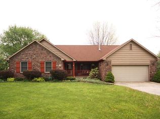 1006 Barcelona Dr, Greenwood, IN 46143