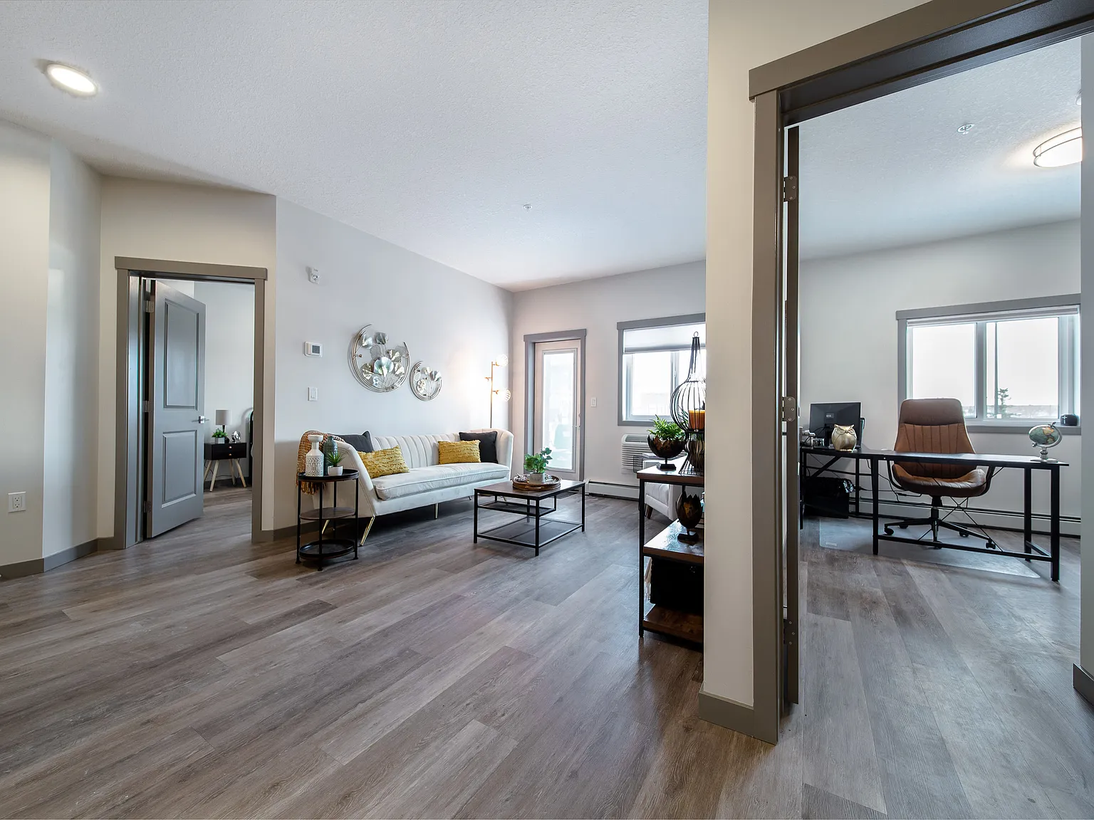 Tamarack Heights Apartments — Photo 4