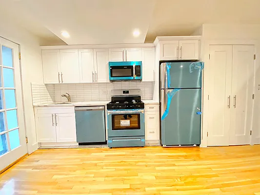 Rented by Douglas Elliman | media 13