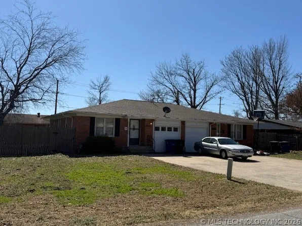 1342 E 55th Pl, Tulsa, OK 74105