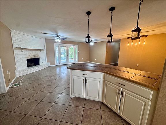 5th image of 345 Rachal Ave