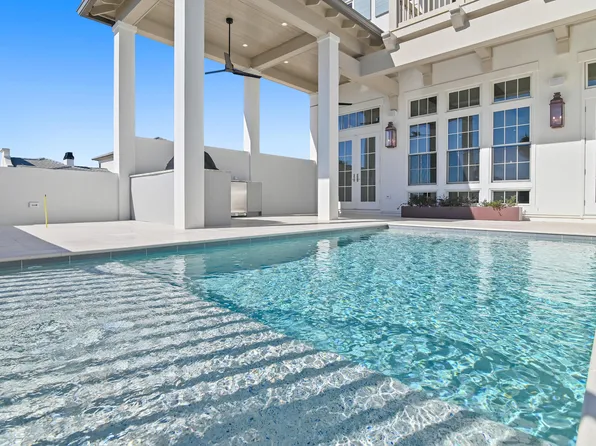 4562 Leeward Ln, Destin, FL 32541