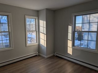 26 Wigwam Hill Dr, Worcester, MA 01605