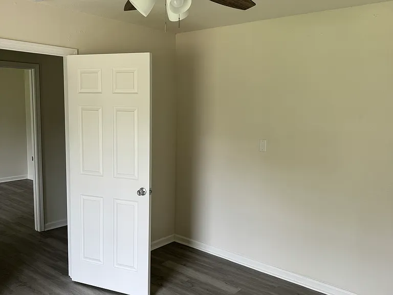 219 Wildwood Dr — Photo 8