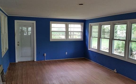 5th image of 2205 Harden Cir