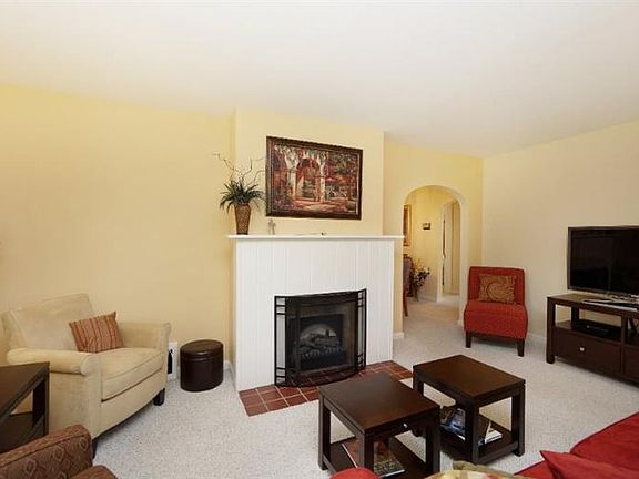 5th image of 4318 Duneden Ave