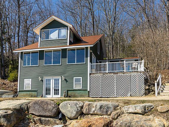 4th image of 78 Colburn Lane