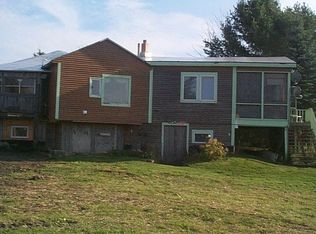 2421 Trucott Rd, Derby Line, VT 05830