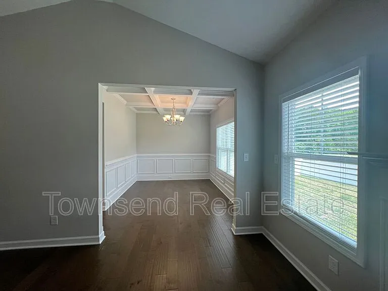 2513 Owlands Ct — Photo 5