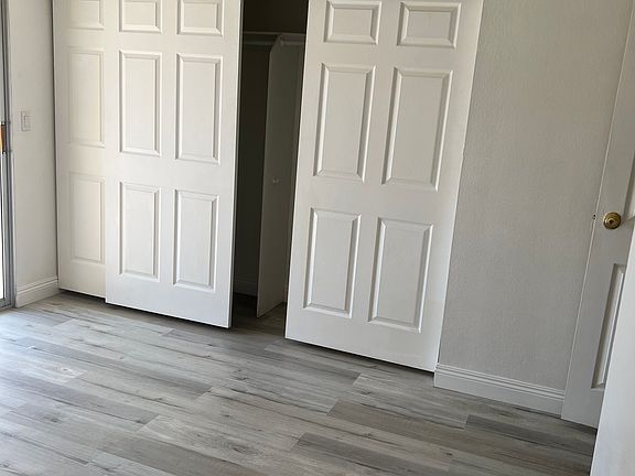 4th image of 3242 Jericho St