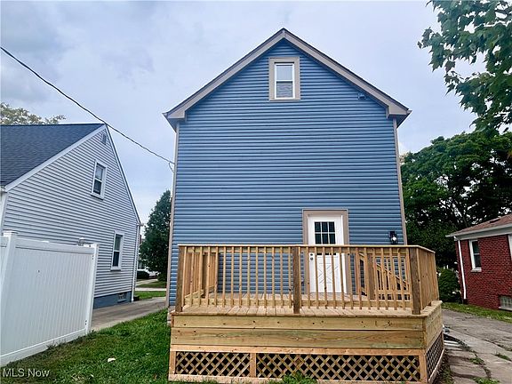 5th image of 3427 Lincoln Ave