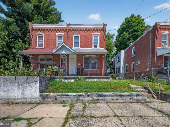 18 E 21st St, Chester, PA 19013