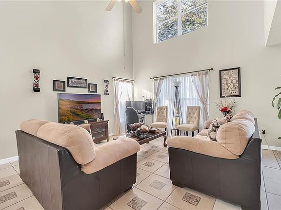 5th image of 2419 Knightsbridge Blvd
