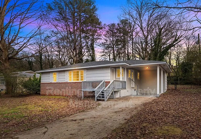 221 Lawson Rd — Photo 1