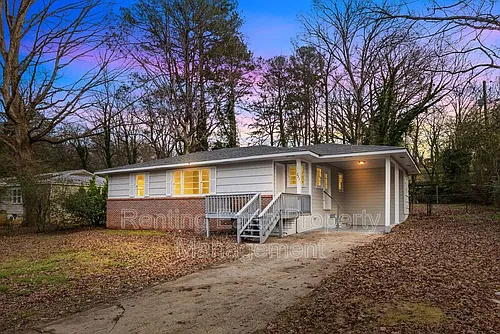 221 Lawson Rd Photo 1