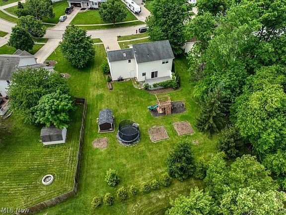 4th image of 5110 Hanover Dr