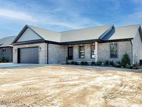 5th image of 111 Glenda Elaine Dr