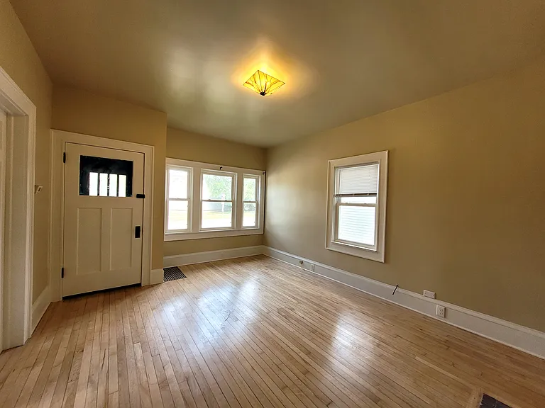 414 Wisconsin St — Photo 8