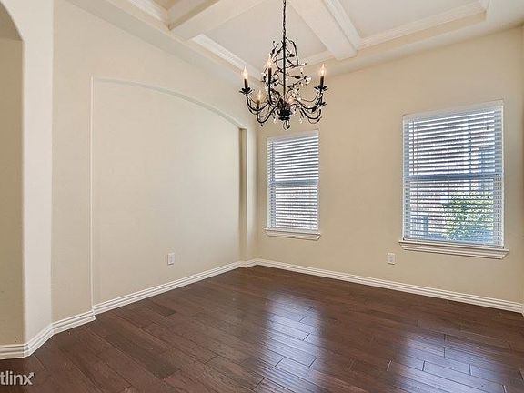 5th image of 11621 Yarmouth Ln