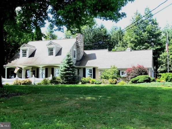 273 Old State Rd, Royersford, PA 19468
