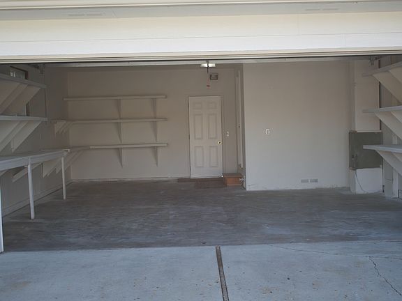 4th image of 2425 Aries Dr