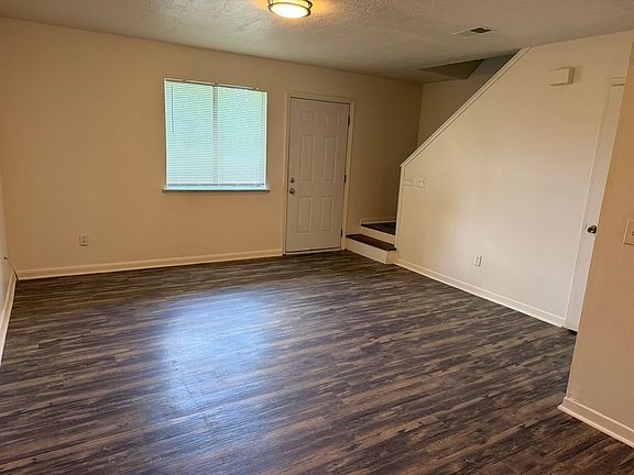 4th image of 5138 Lance St APT C