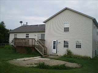 2nd image of 817 Yoder Ln