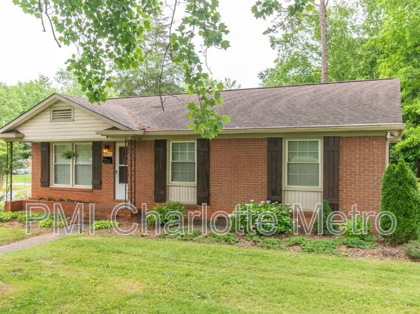 1301 Pierson Dr, Charlotte, NC 28205