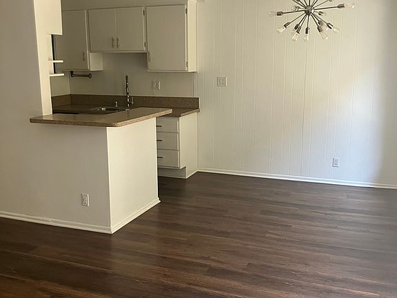 3rd image of 11732 Kiowa Ave APT 3