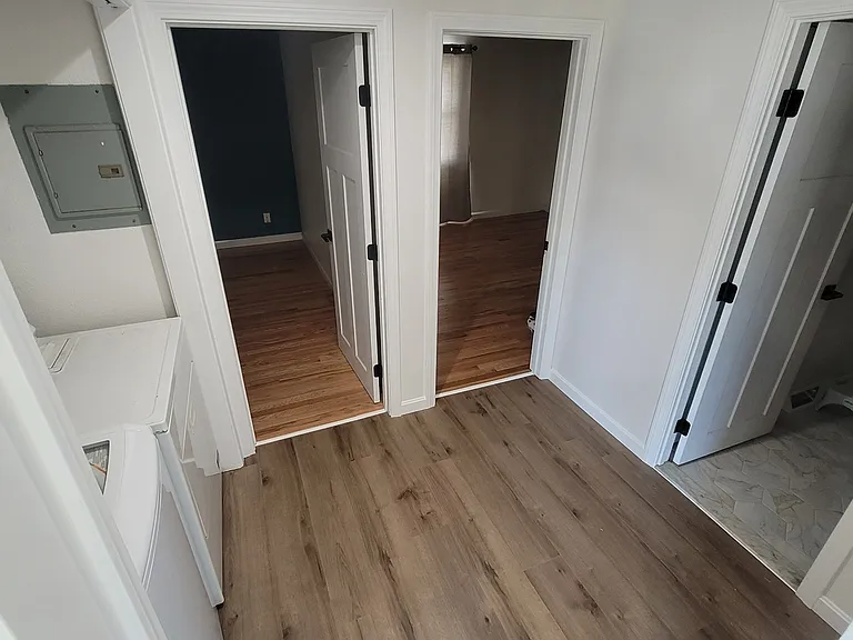191 Shand Ave #1 — Photo 3