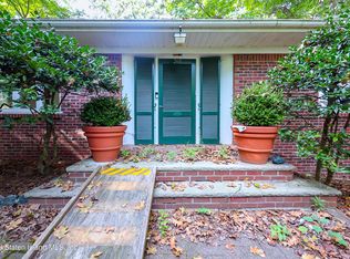 260 Douglas Rd, Staten Island, NY 10304