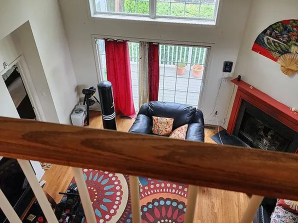 351 Hawthorne Ln, Whitehall, PA 18052