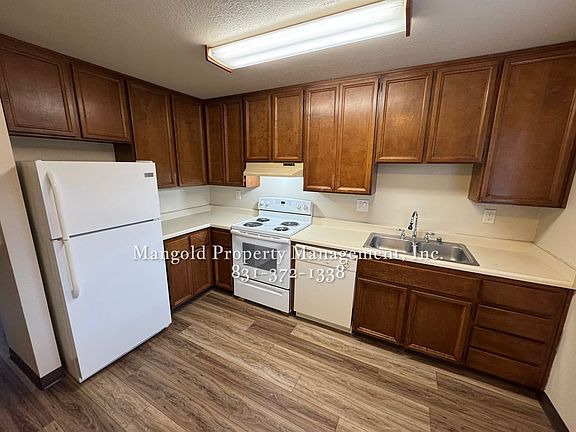 3rd image of 2175 Perez St #2187D