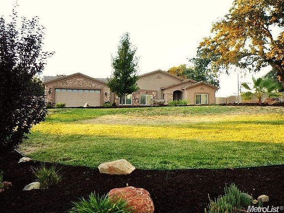 3rd image of 9001 Bella Terra Ln