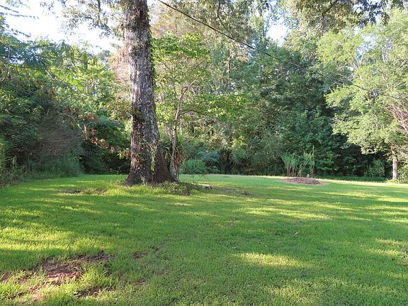 5th image of 209 Posey Dr