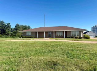 12033 725th Rd, Wilcox, NE 68982