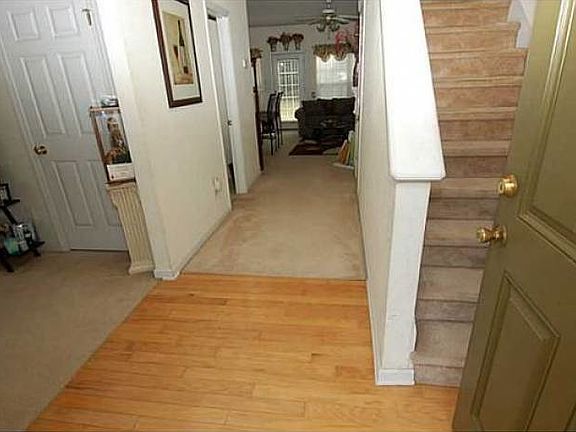 Foyer/entrance