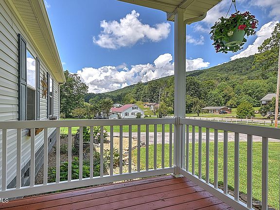 4th image of 32376 Poor Valley Rd