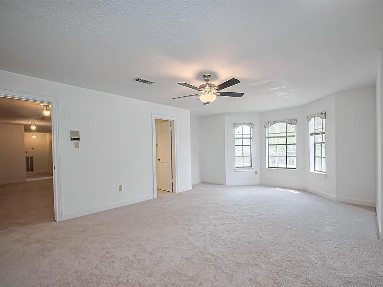 18307 Champion Forest Dr — Photo 19