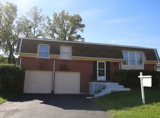 1581 Von Braun Trl, Elk Grove Village, IL 60007
