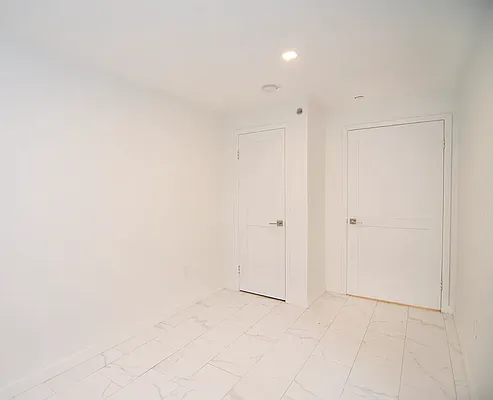 Rented by REAL New York | media 6